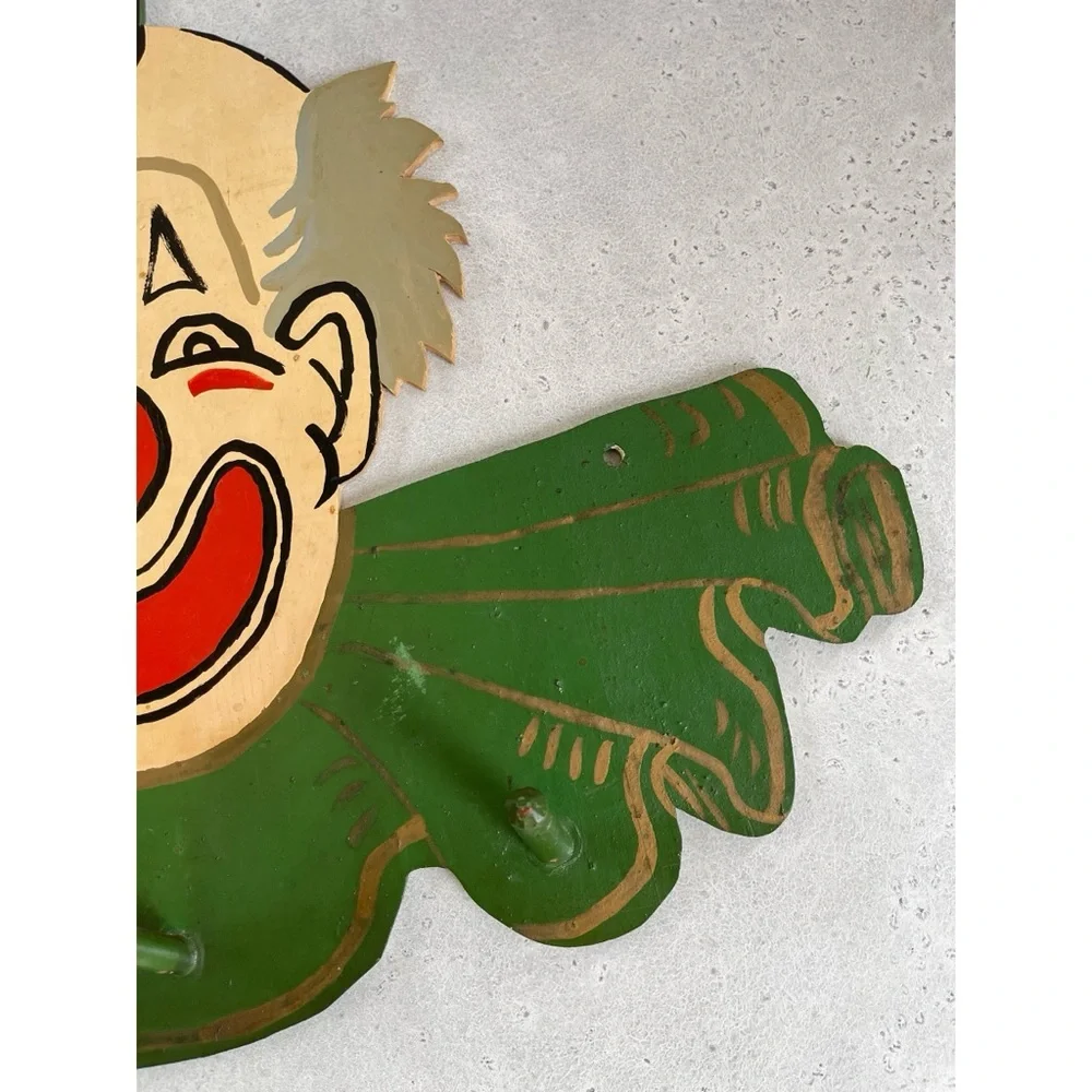 Vintage Wooden Kitschy Clown Wall Hanging Ring Toss Peg Game Novelty Retro Decor